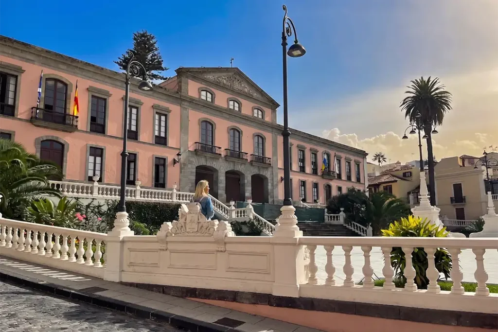 Traveller in the Town Hall Square in La Orotava, Tenerife