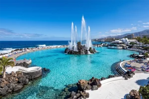 Vue aérienne du Lago Martiánez, Puerto de la Cruz – Ténérife